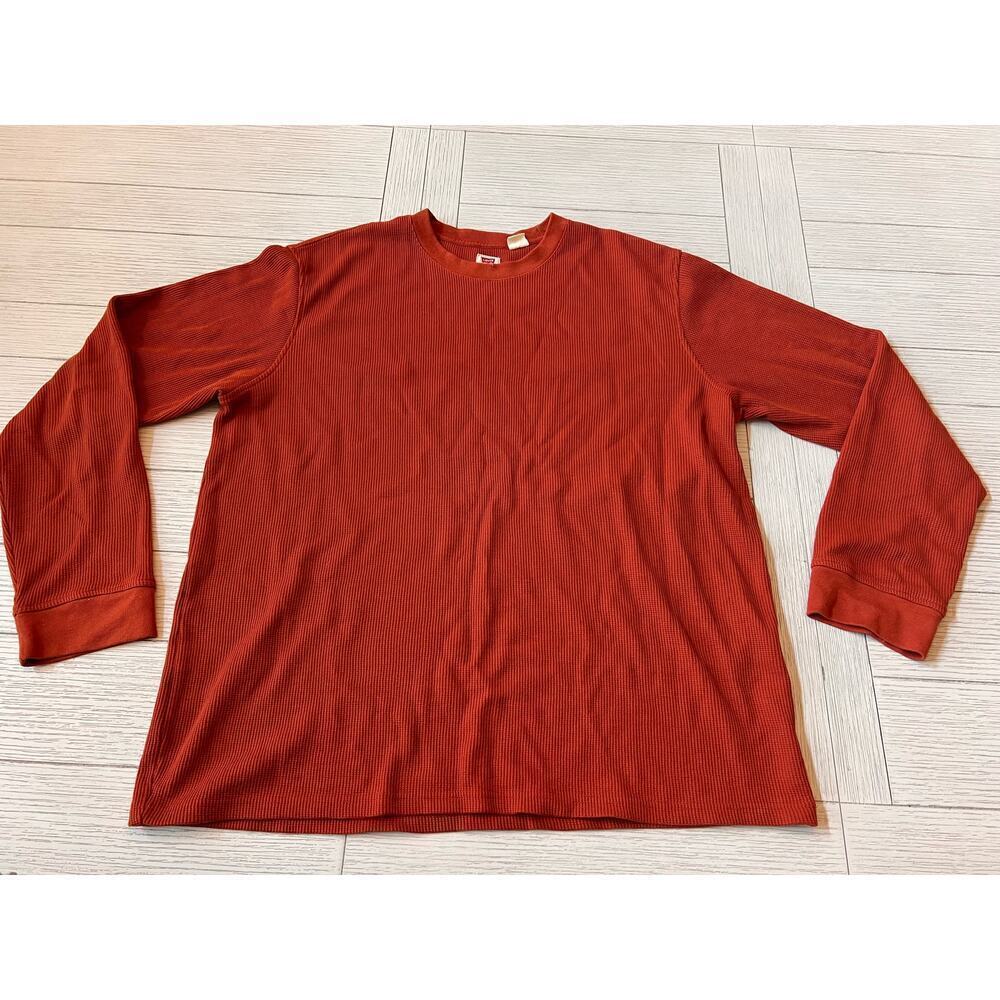 Levi’s men’s long sleeve cotton poly blend waffle knit tee. Pumpkin color. Sz XL